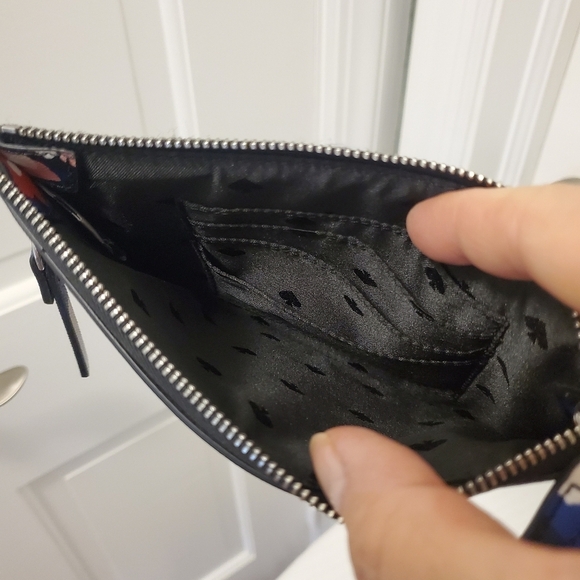 EUC Kate Spade "Shore Street Bouquet Pop" Print Slim Wristlet, Colorful - Picture 5 of 6